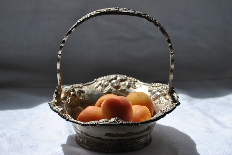 Vintage Silverplate ornate Repousee and Chased basket, dish, catch all, cache pot, wedding decor, Cottage chic, silver collectible