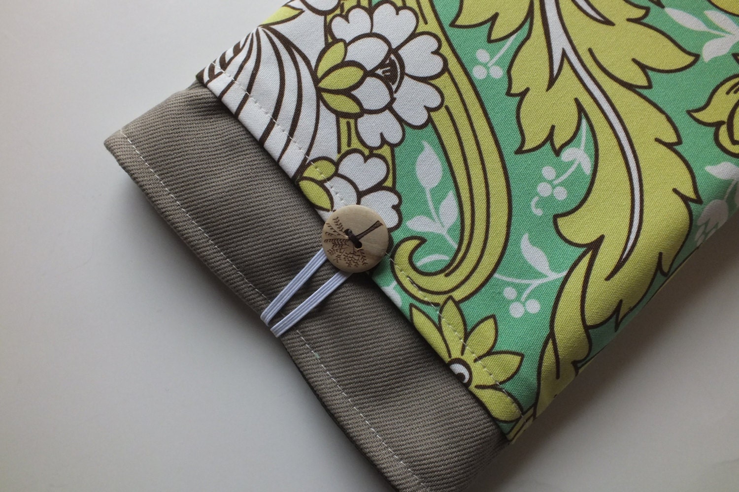 iPad Mini Sleeve iPad Mini Case Cover Padded iPad Mini -Amy Butler Temple Tulips