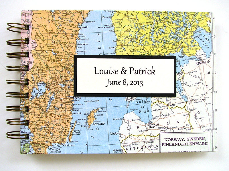 Honeymoon Journal / Photo Album with Custom Map, 5"x7"