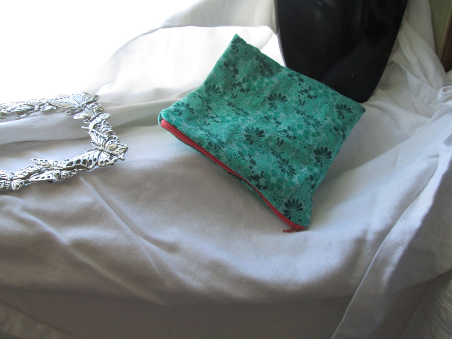 Green floral cosmetic pouch, floral print organizer, zippered cosmetic bag