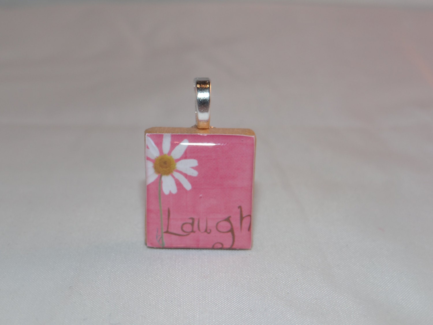 Laugh pendant