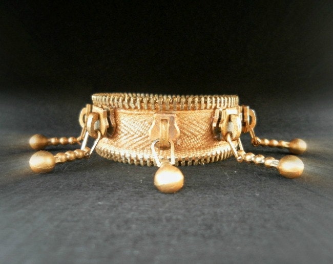 zipper bracelet, hand painted gold, unique and eccentric, vintage zippers , with YKK Zipper , eco friendly, recycled jewelry