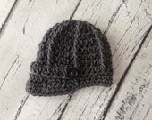 Crochet baby boy newsboy cap, charcoal grey hat, newborn photography prop, infant baby beanie in grey