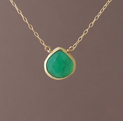 Small Teardrop Green Chrysophase Stone Bezel Set Gold Necklace