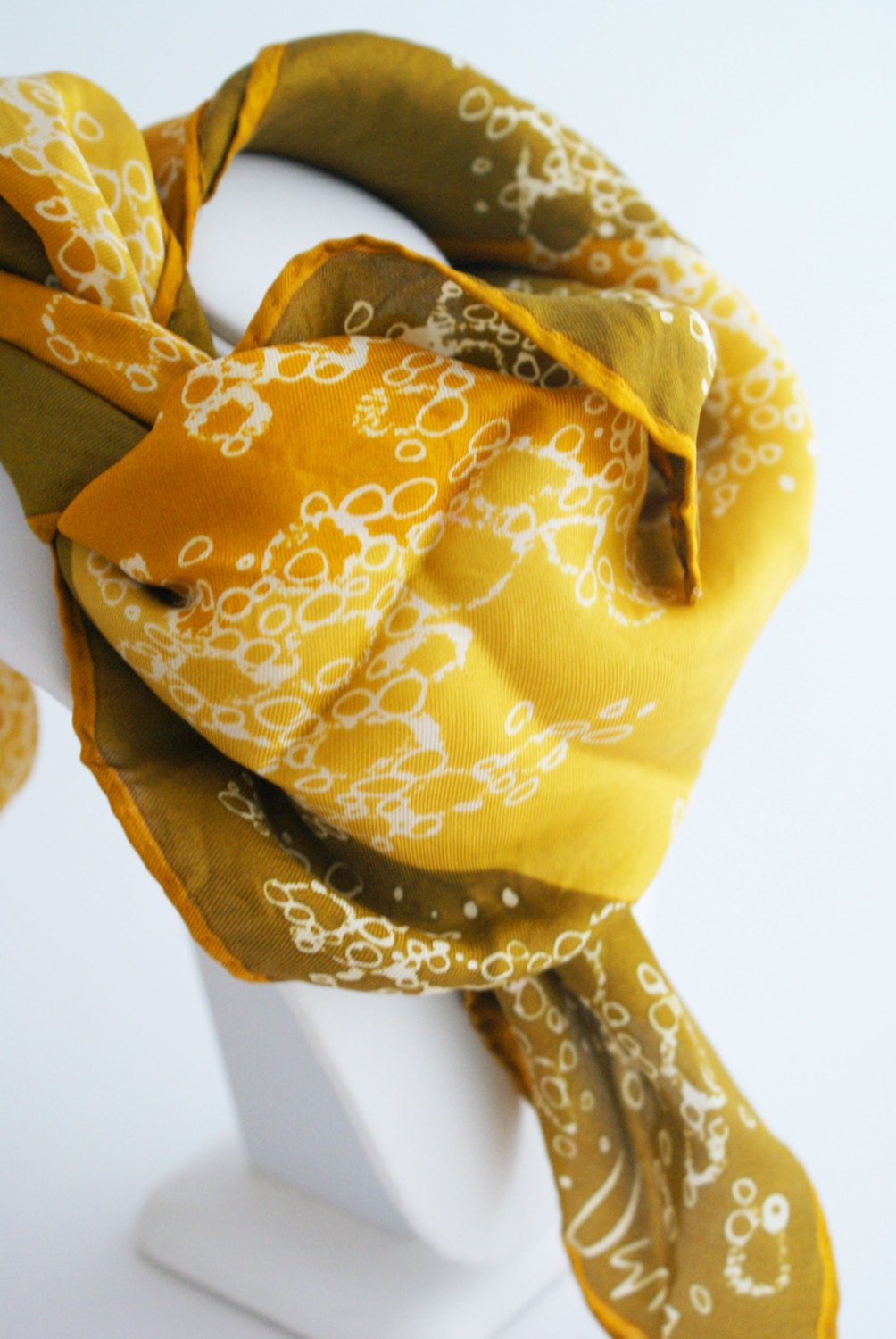 Scarf- Square Vera Neumann Silk Blend Yellow
