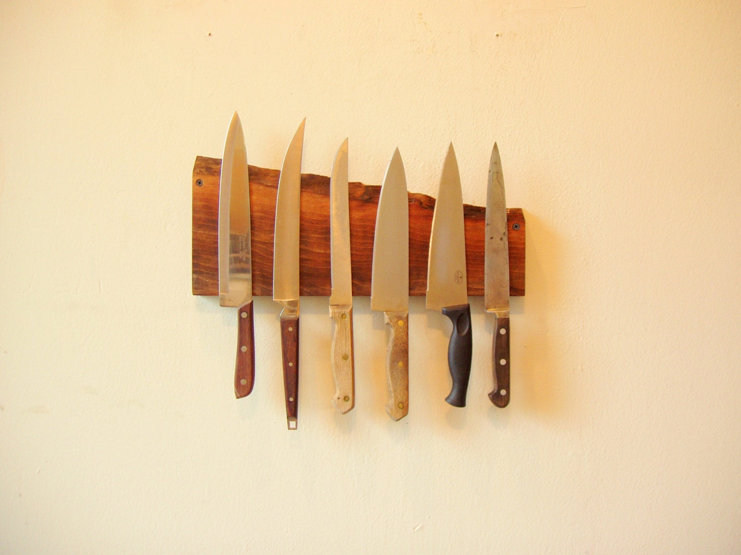 Live Edge Walnut Magnetic Knife Rack. Free Shipping.