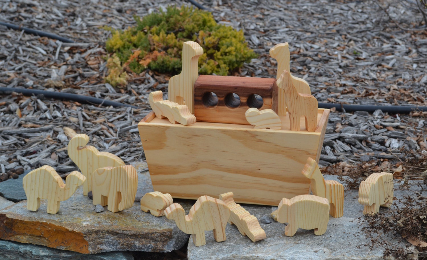 Noah's Ark with 7 sets of Animals, Redwood and Pine, play set Toy
