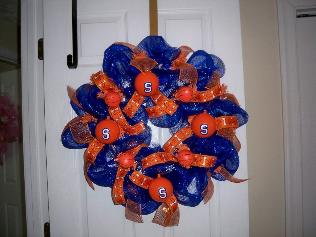 SYRACUSE UNIVERSITY deco mesh weath in team colors Il_170x135