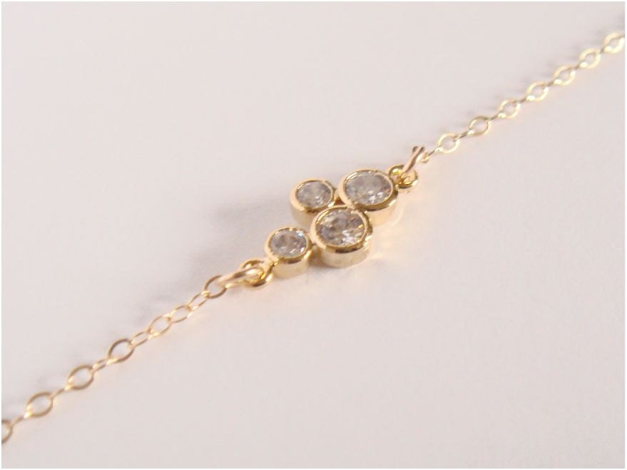 Gold bubble bracelet - 14k GOLD FILLED chain and cubic zirconia - Minimalist jewelry - Everyday jewelry