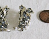 SIGNED CORO Vintage - Retro Light Blue Rhinestone Clip On Earrings