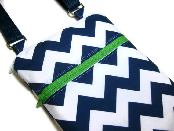 Navy blue with green cross body shoulder sling adjustable strap travel vacation wallet purse small blue white chevron