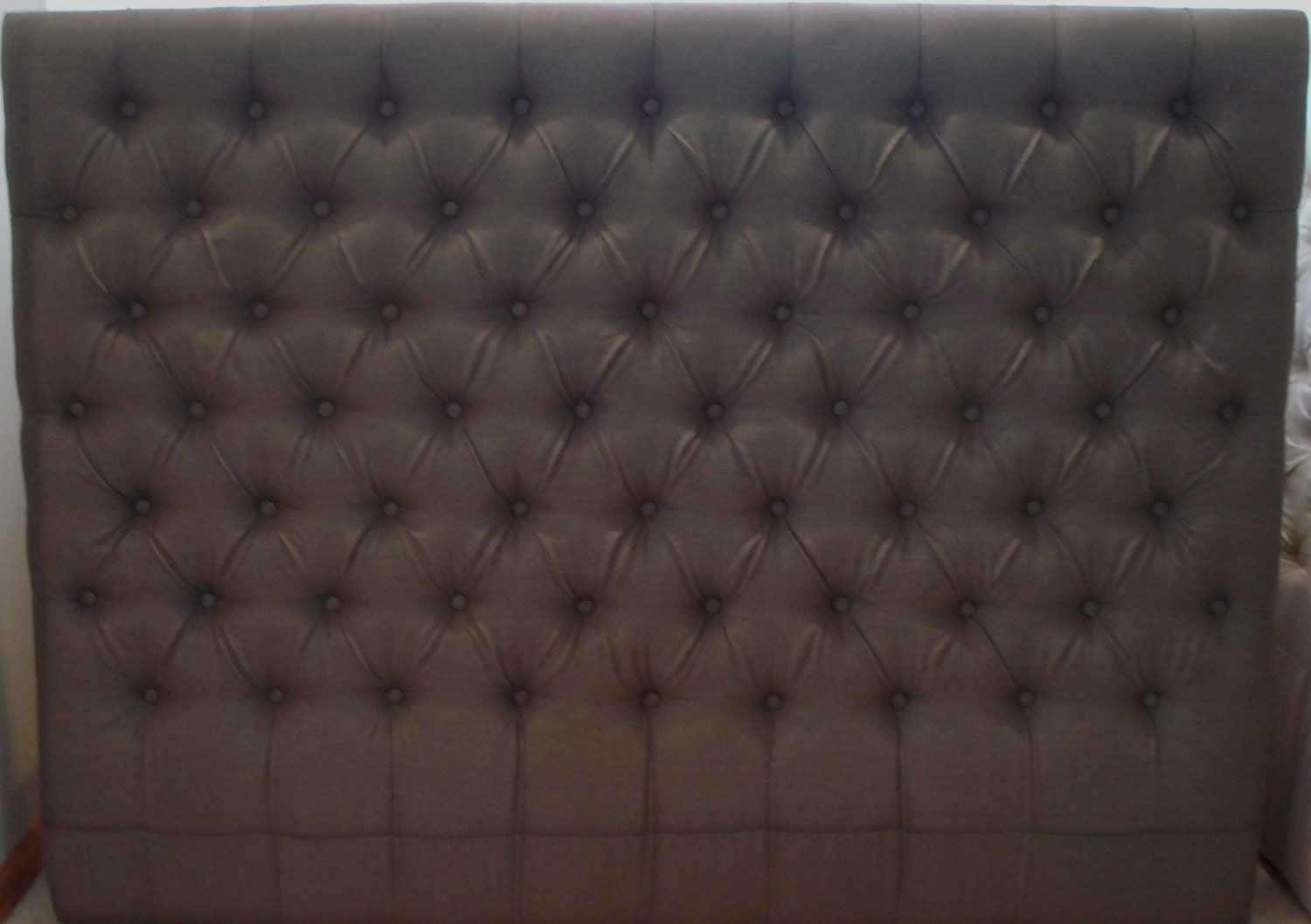 Diamond Tufted Linen Headboard (King Extra Tall)