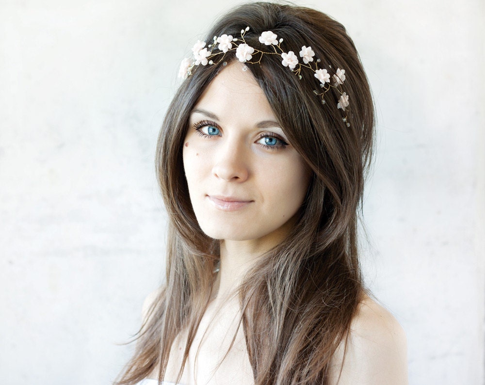 Bridal tiara, wedding tiara, wedding flower crown, Blush tiara, headpiece, headband, bridal hair accessories, pearls, Gold Hair Wreaths