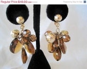 Vintage Accessocraft  NYC Glass Topaz Dangle Earrings