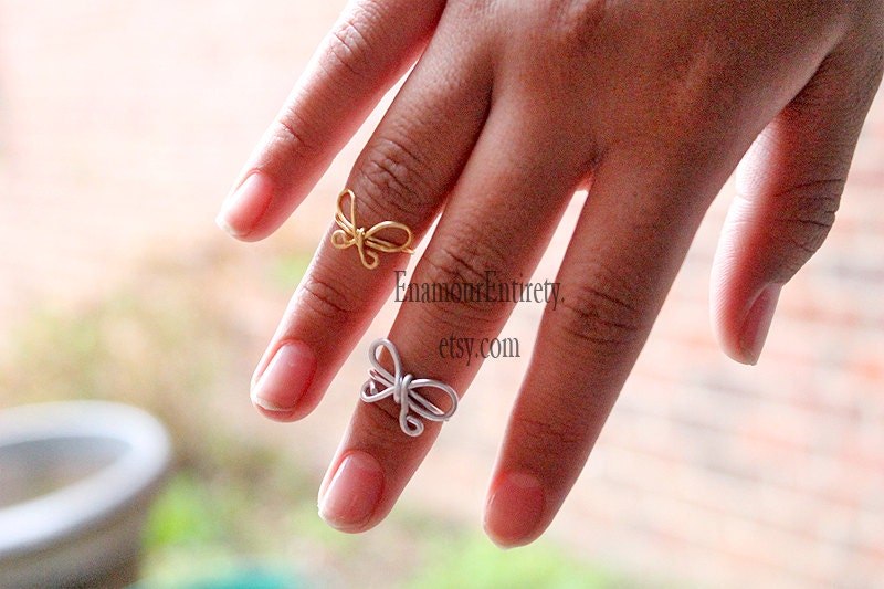 Silver (or Gold) Bow Knuckle Ring