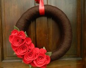 Red Rose Wreath - Derby Wreath - Brown Yarn Wreath with Red Felt Roses, Olive Green Leaves and Pearls - 18 inch