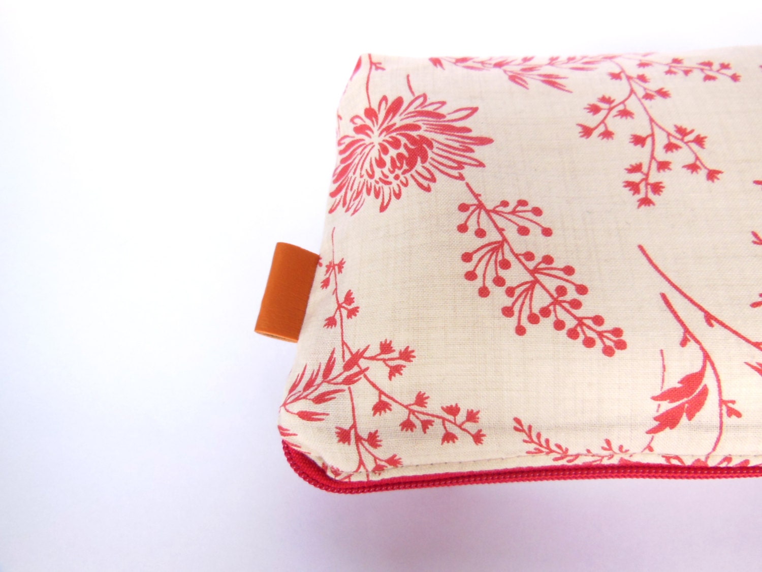 Cotton Zipper Pouch / Cosmetic Bag / Beige and Red Flower Natural
