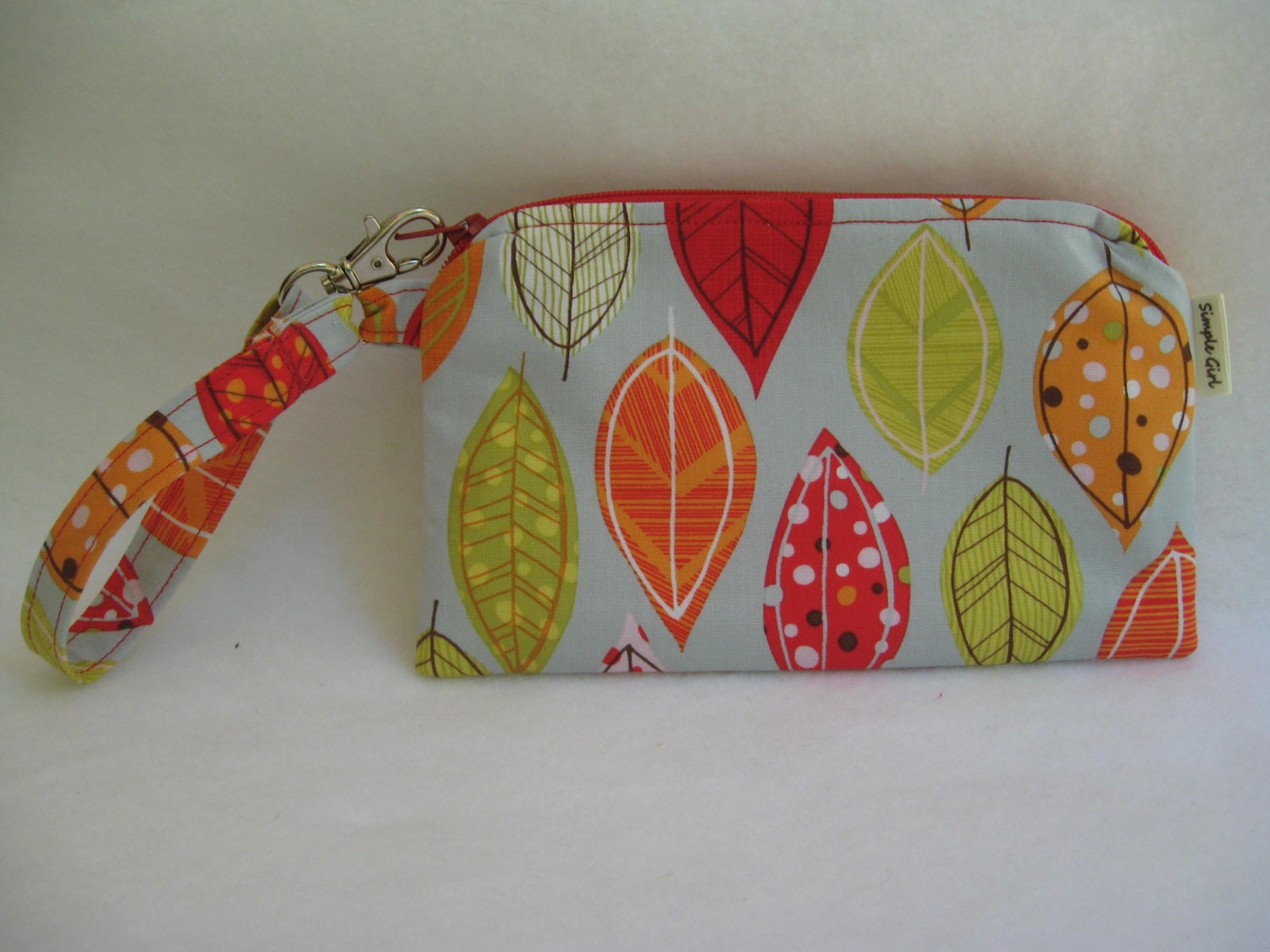 Wristlet Gadget Case in Matilda Leaves in Mist with Chevron Lining