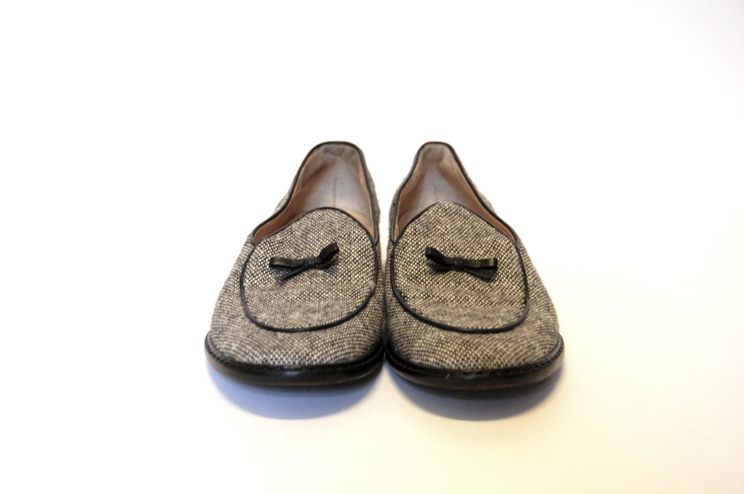 Vintage Isaac Mizrahi Tweed loafer with leather trim and tie. Made In Italy, UK5  - US 7 - EU 35
