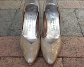 Vintage Greenish/Grey Bruno Magli Pumps with Geometric Shapes, Size 7AAA