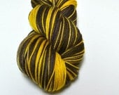 THE DARK ONE - Lodge Sock - Self Striping Superwash mcn