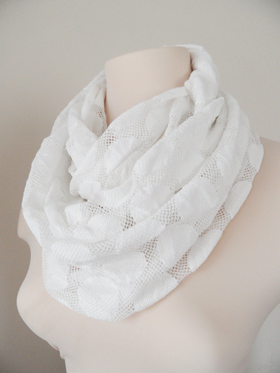 white infinity scarf, infinity scarf, neckwarmers, trendy, modern scarf, winter trends