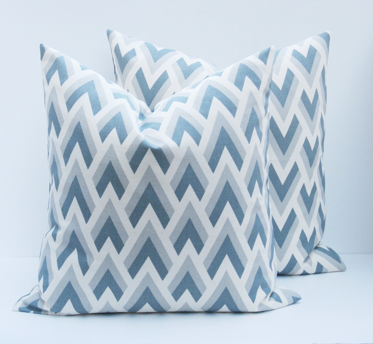 Chevron Pillow Blue Gray Pillow Cover .16x16 Missoni. ZigZag Grey Blue Pillow.Decorative Throw Pillow Covers.Printed fabric both sides