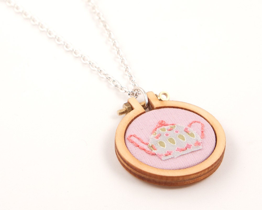 Embroidery -  teapot embroidered necklace - lilac and neon pink - miniature embroidery hoop - made with love by dandelyne