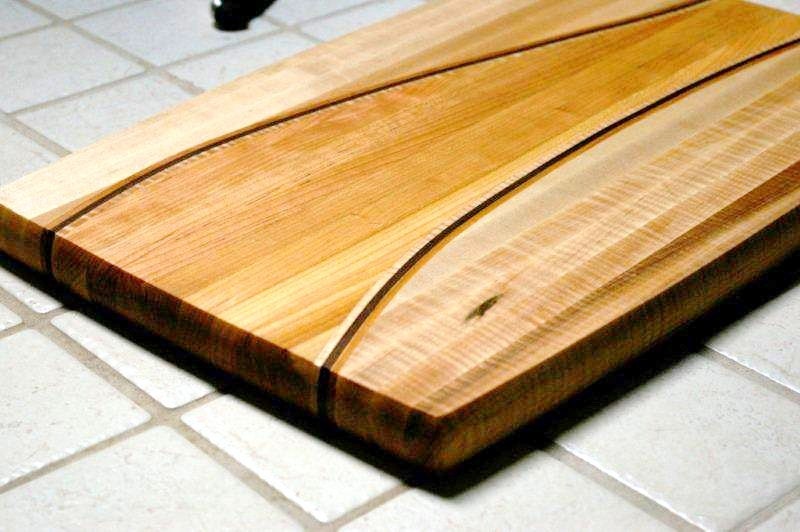 Maple and Cherry Cutting Board with Inlay