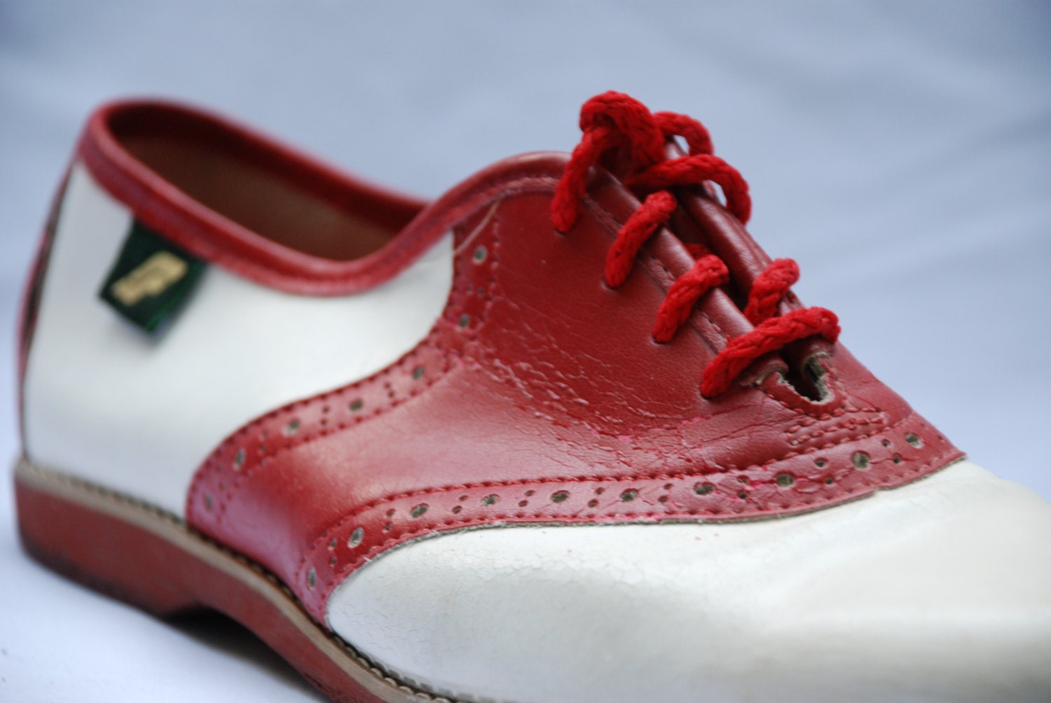 Vintage Womens Red Saddle Shoes size us 8.5 - furhatguild