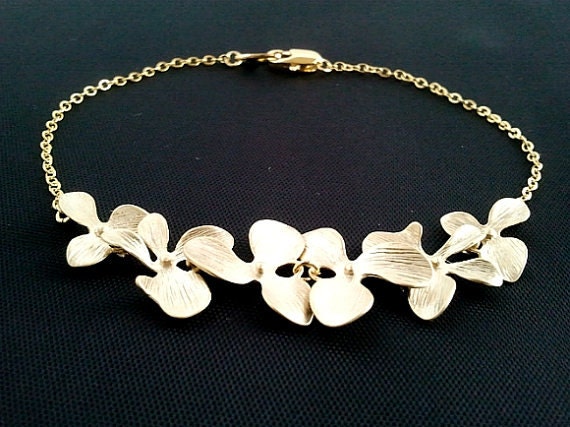 Dangling Triple Orchids Flowers pendant Necklace, charm, pendant, lariat, mother's day gift,Wedding Jewelry