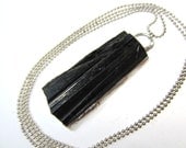 andraste - epidote - raw crystal necklace - raw stone jewelry - tiffany technique - bohemian pendant