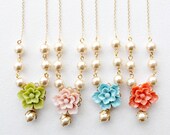 Four Bridesmaids Pearl Necklaces, Bridesmaids Jewelry, Bridesmaids Party Bundle of four
