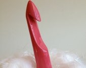 Wooden Crochet Hook - XXL Hand-Carved - Hot Pink - 22mm.