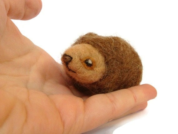 Needle Felted Hedgehog, Cute Felt Amigurumi Hedgehog Soft Sculpture