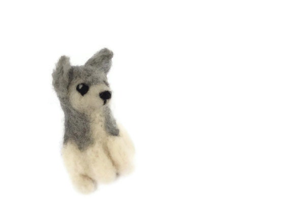 Wolf Fibre Sculpture, Needle Felted Direwolf Soft Sculpture (Husky - Wolf)