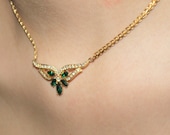 1950s Mid Century Beautiful Vintage Vendome Green and Clear Rhinestone Choker Necklace