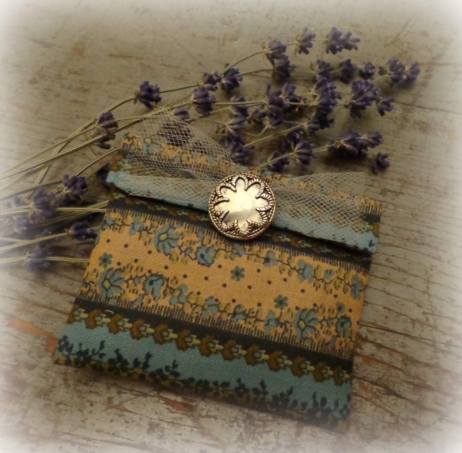 old-fashioned lavender sachet / envelope / pillow / set of 2 / EPSTeam