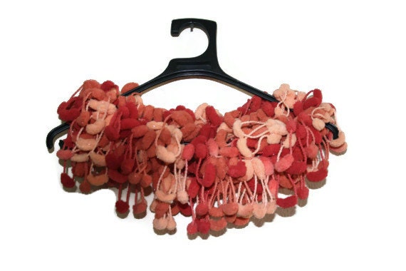 Super Soft Pompom Reddish Handmade - Ready to ship