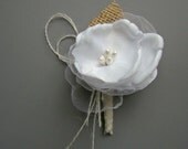 Rustic White Wedding Boutonniere, Burlap Wedding, Mens Wedding Boutonnieres, Groom, Groomsmen, White