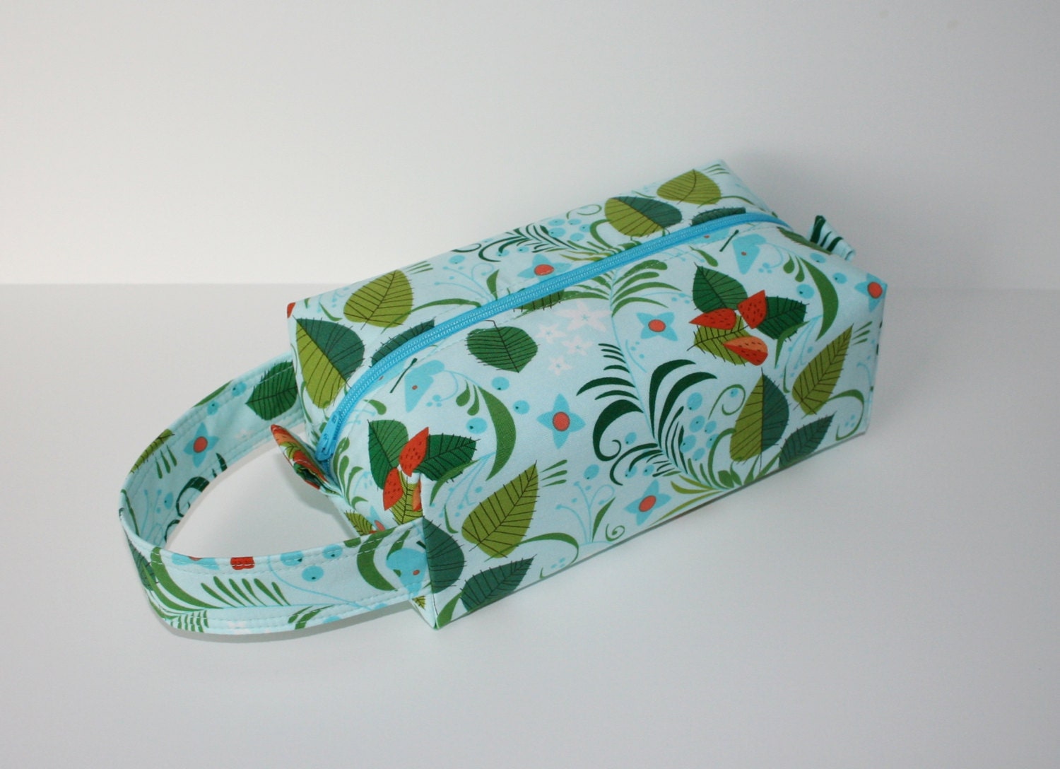Knitting Project Bag Box Bag - Lizzy House's "Hello Pilgrim"