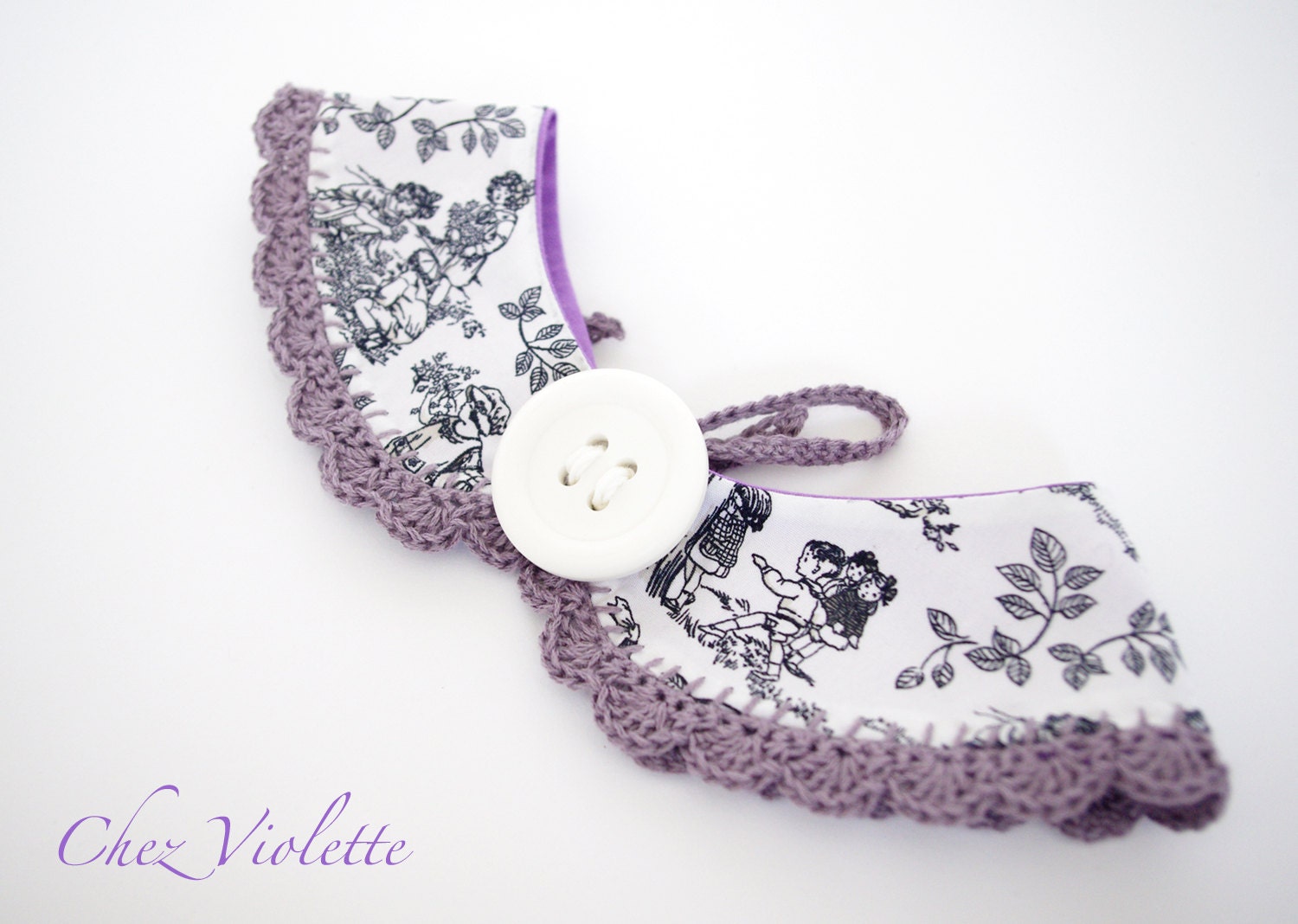 Peter Pan collar crochet black white button