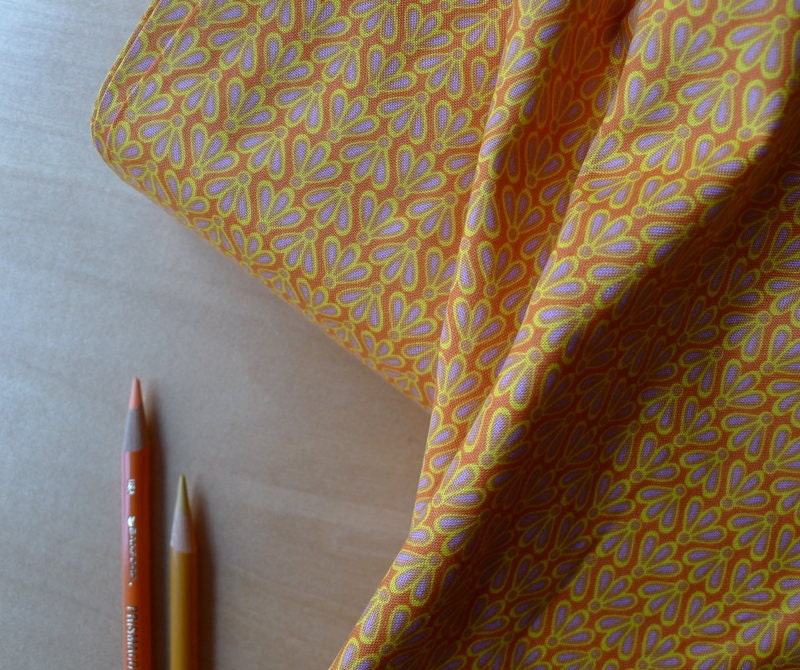 ORGANIC Daisy Janie - New Leaf Fantail Lemon 1/2 YARD
