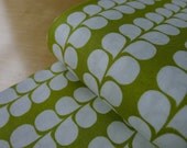 Stof Fabrics PURE - Vine Stripe White Green 1/2 YARD