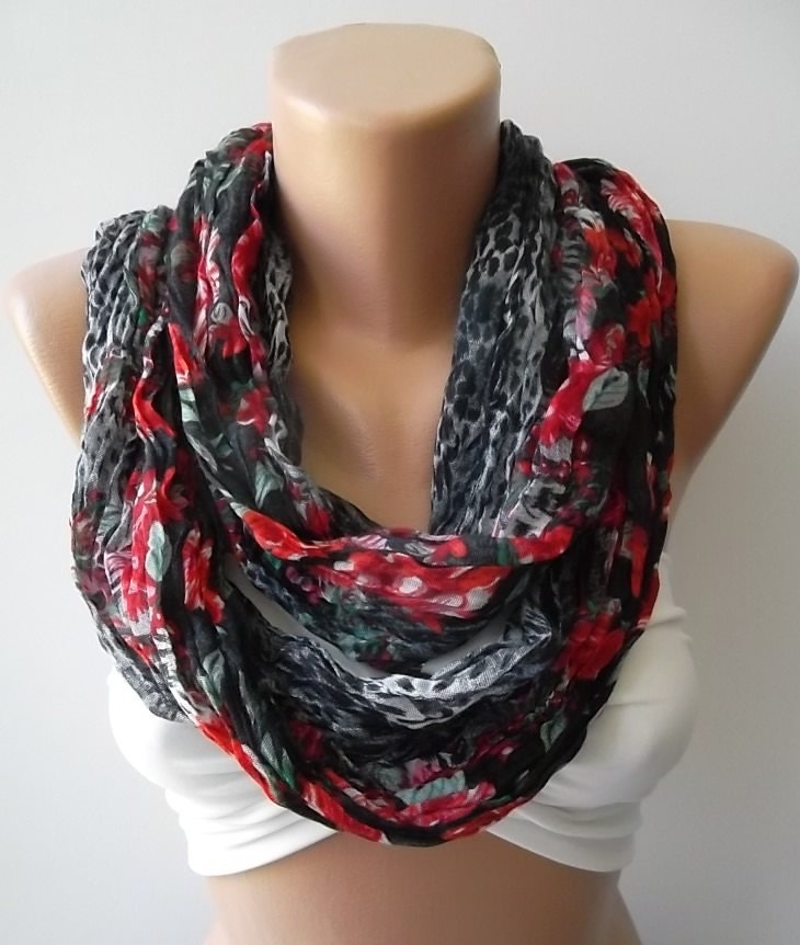 Mothers Day gift Infinity Scarf  Circle Scarf  loop scraf gray/red