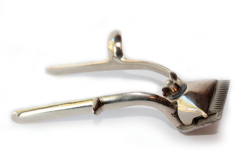 Vintage 1940s John Oster MFG CO Model 105 by VintageNoraLane
