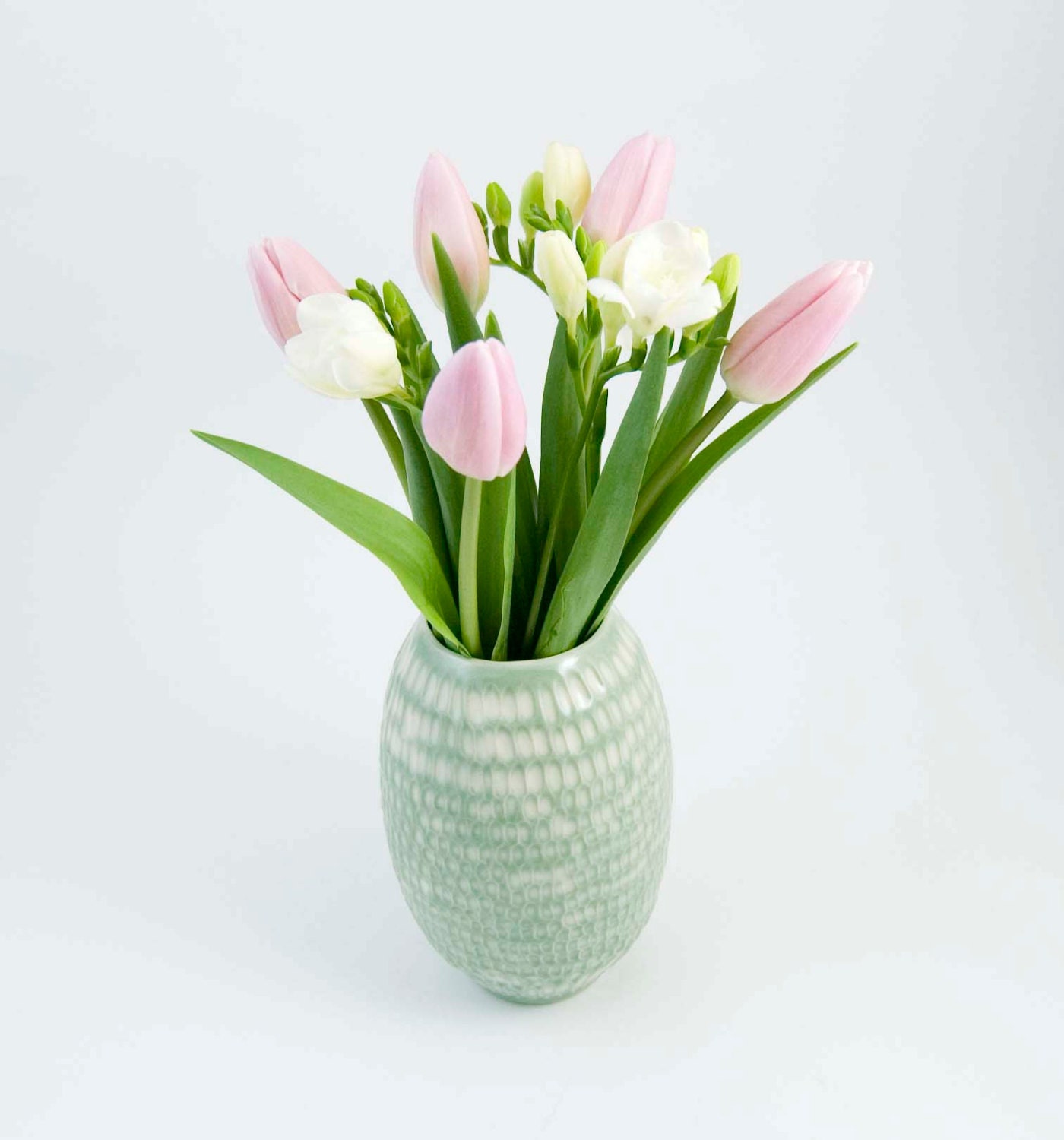 Handmade ceramic vase, stoneware vase - flower vase, bud vase, unique flower holder home decor, modern vase pottery - green