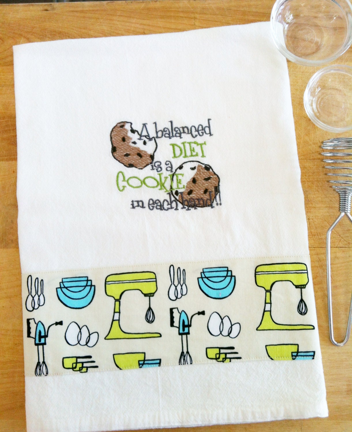 Dish Towel COOKIE / KITCHEN PREP theme, Embroidered flour sack style