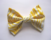 Large fabric bow - Yellow print bows -white hair clip - Kawaii hair accessories - Girl bows - Rockabilly hair clips - Tuxedo bows
