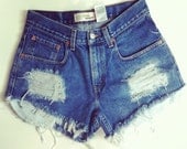 High waisted Levi's denim shorts